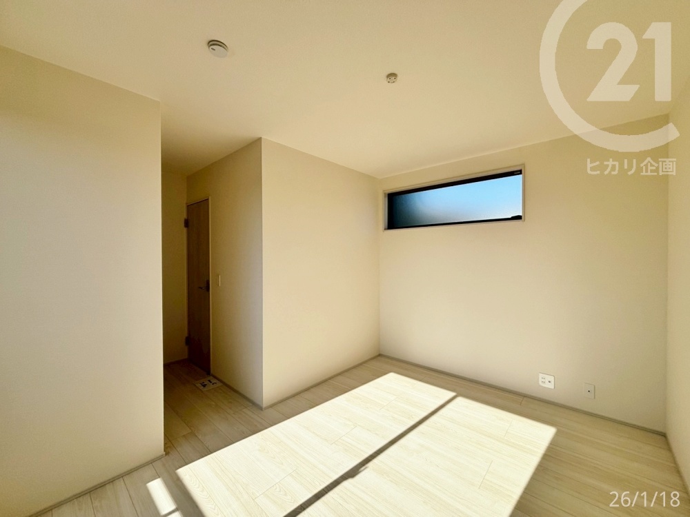  ���m���E7����