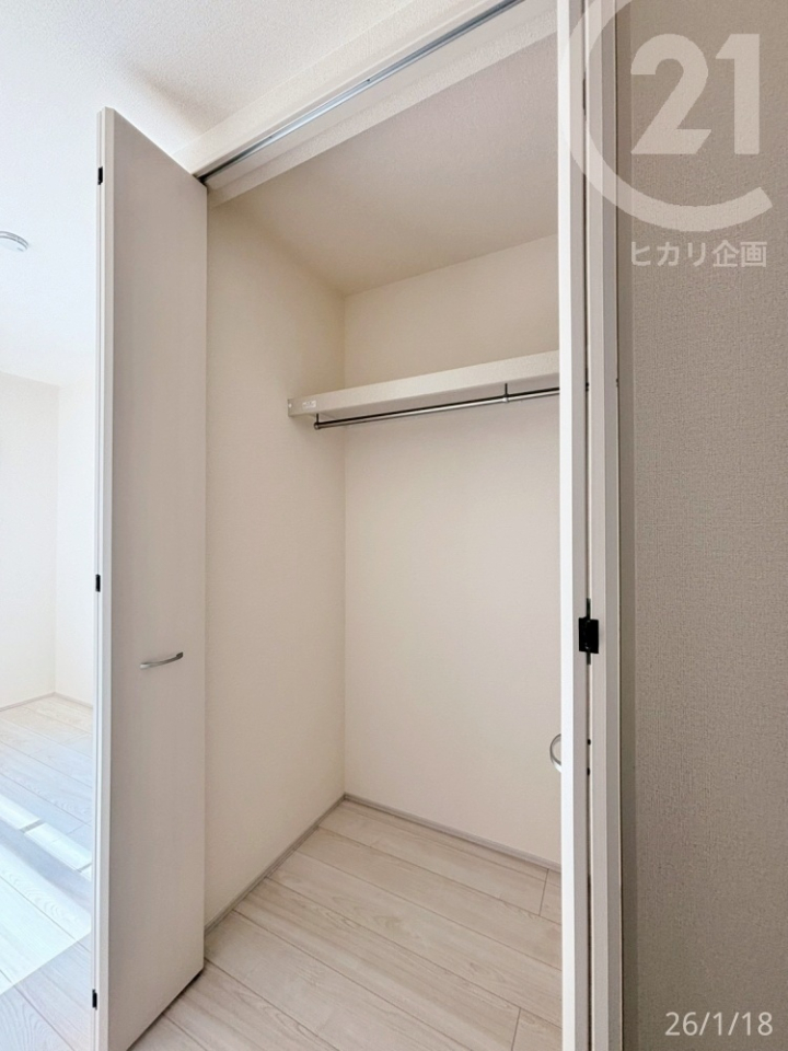  ���m���E7����