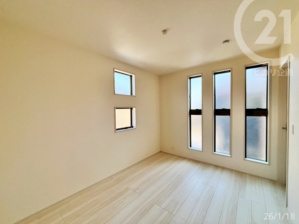  ���m���E6����