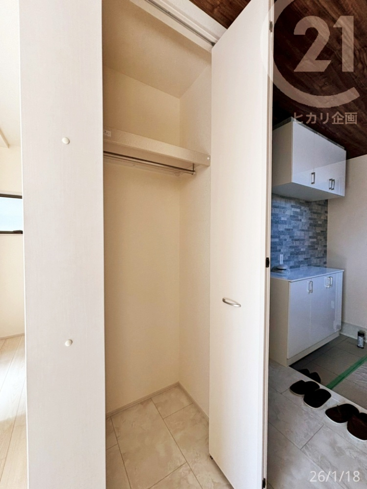  1�K�z�[���ɂ͎��[�X�y�[�X����B