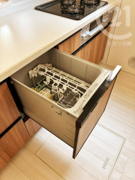  �H��₨�����̌�Еt���͐H��@�Ń��N���N��