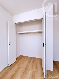  �����쑤�F�m��6.5�������[�����B���������Еt���A�L���g���܂��B