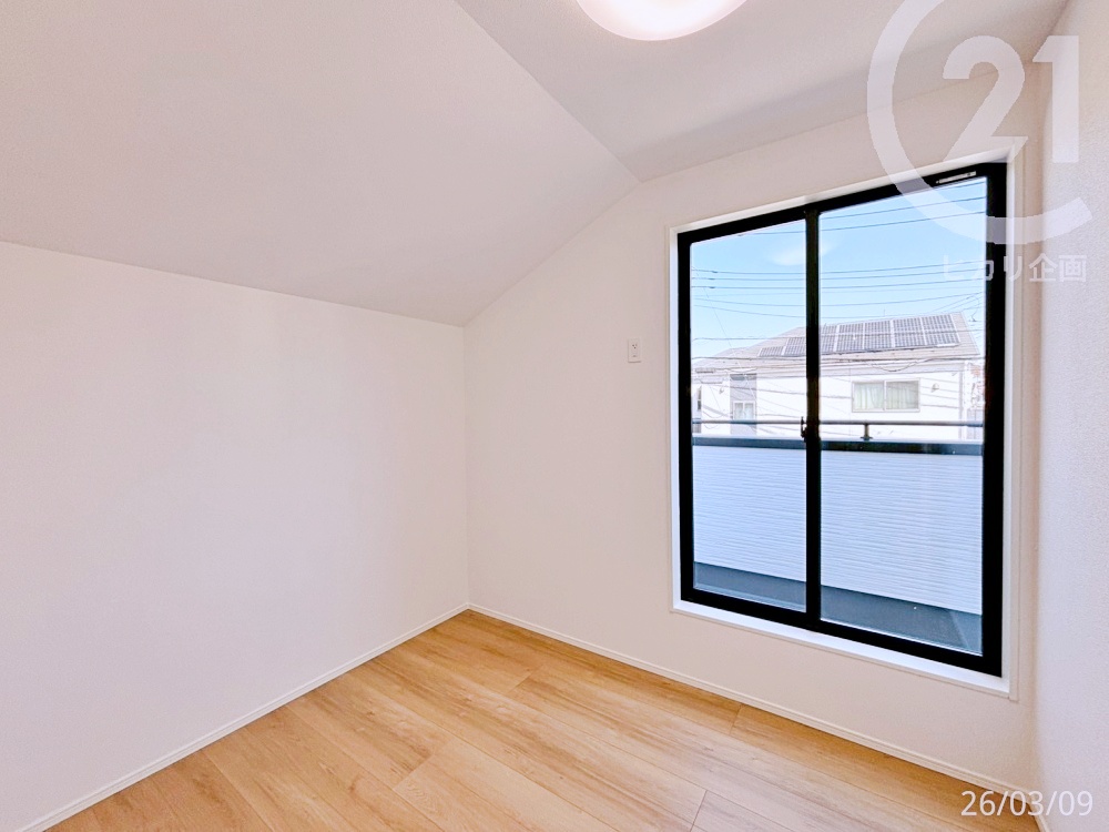  �����k���F�T�[�r�X���[��3.75�����o���R�j�[�o���̂ŁA�Ǝ������Ƃ��Ă��s�b�^���Ȃ������B