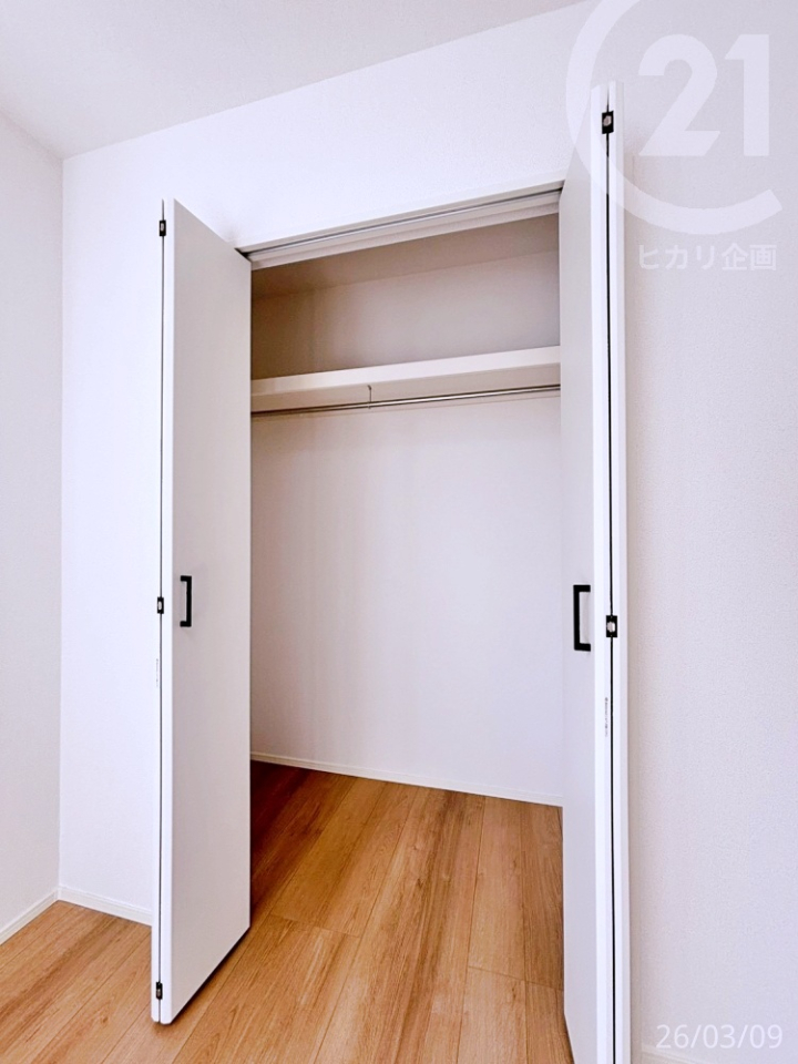  ���쐼���F4.5�����L�߂̎��[�t���Ȃ̂ŁA���������L���g���܂��B