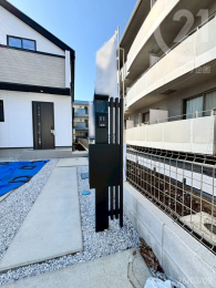  �����փA�v���[�`���ؖڃf�U�C���̖和���ڂ��䂭���փA�v���[�`�B�J�����t���C���^�[�z���t���ł��B