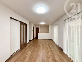 ���n�O�ώʐ^ �@�S����������E��������ǍD��3LDK�̂���