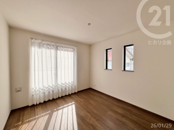  ���m���E6.12�����o���R�j�[�ɖʂ��Ă��܂��B