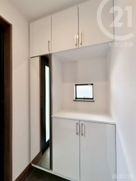  ���ւɂ̓g�[���T�C�Y�̃V���[�Y�{�b�N�X����