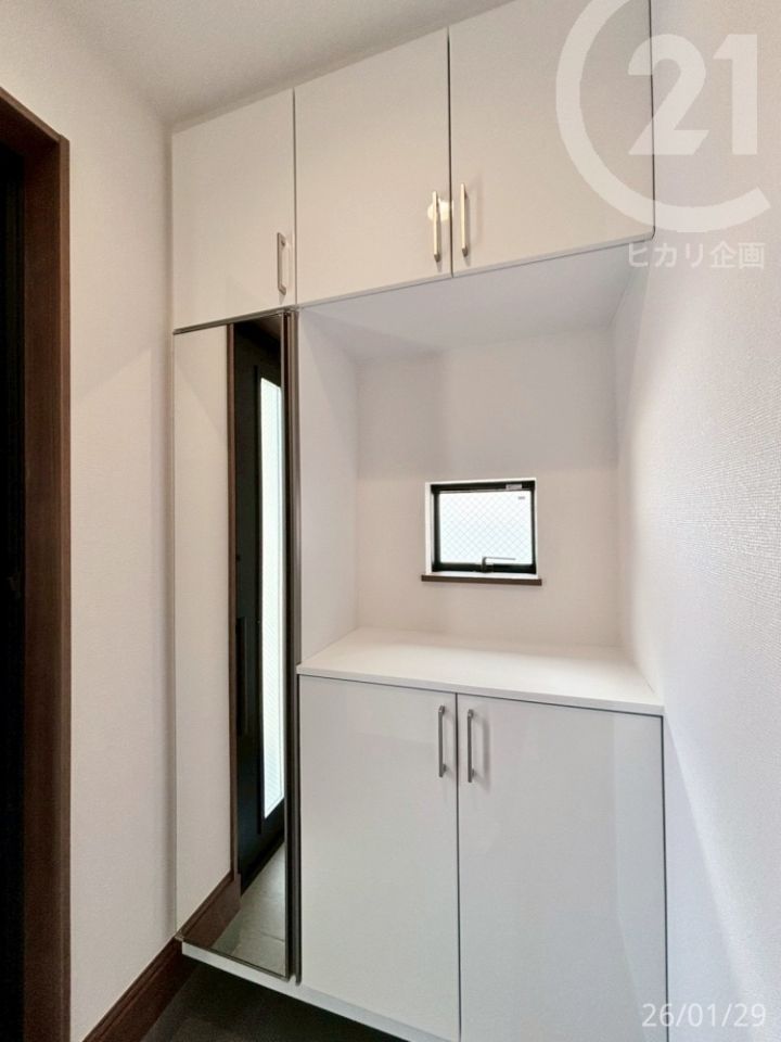  ���ւɂ̓g�[���T�C�Y�̃V���[�Y�{�b�N�X����