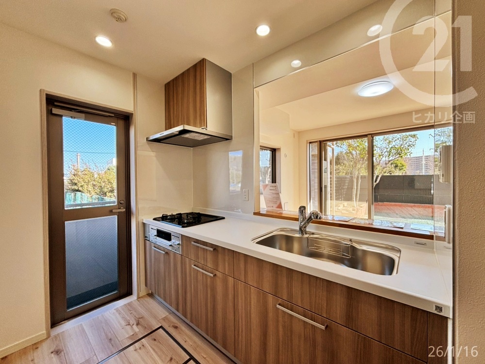  ���L�b�`����