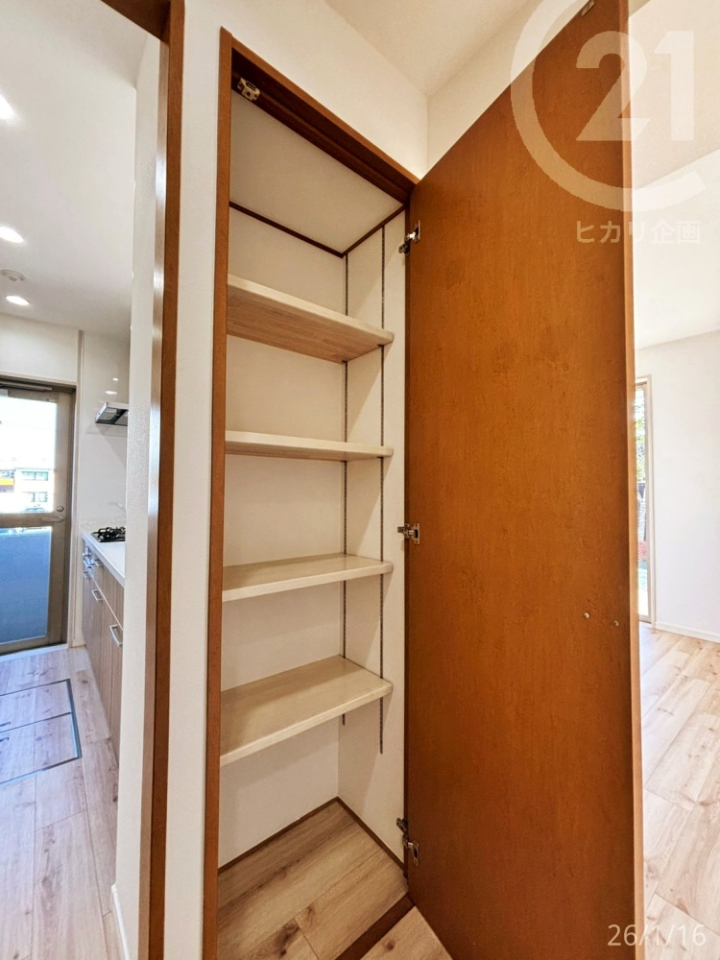  ���L�b�`�����X�g�b�N�Ȃǂɕ֗��Ȏ��[��