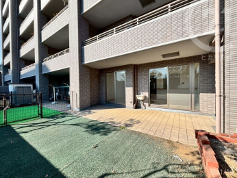  ���e���X�E��p�끄������Ŗ��邭�L�X�􂨎q���܁A�y�b�g�Ɗy�����V�ׂ܂���