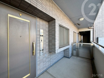  �����ց�