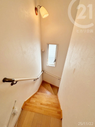  肷肪Aq܂DP̏艺SĂł܂B