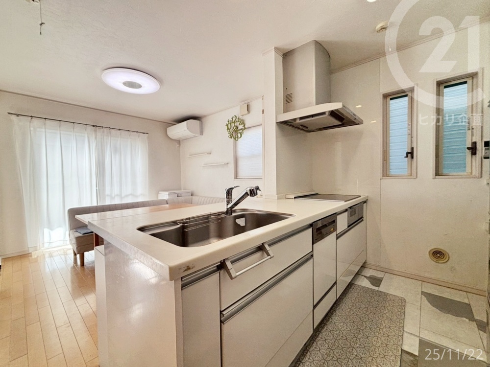  Lb`ɂ͑2薾邭C₷łB