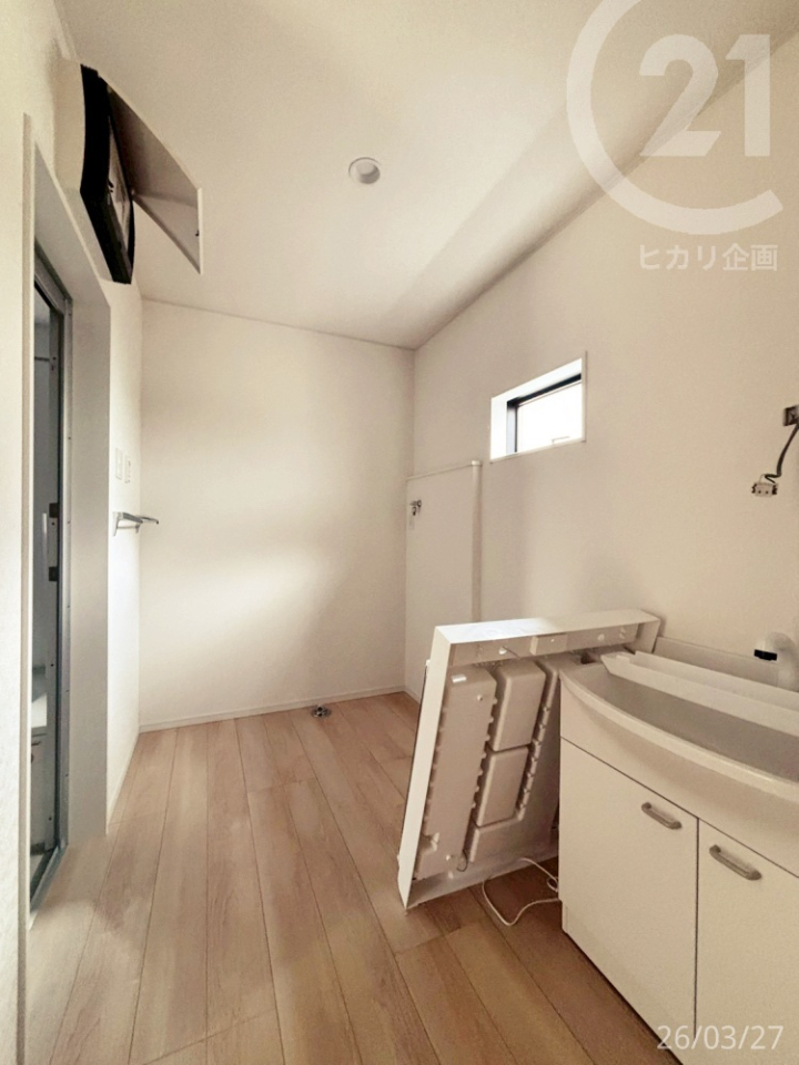  �����ʎ���