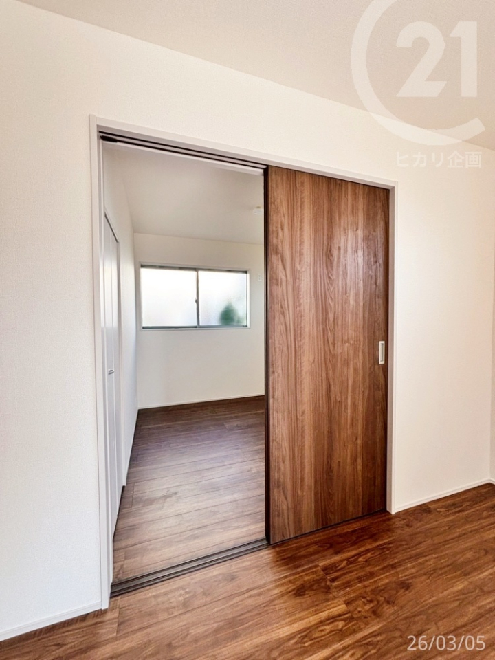  LDK�ɗאڂ���m���B