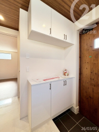  �V���[�Y�{�b�N�X����