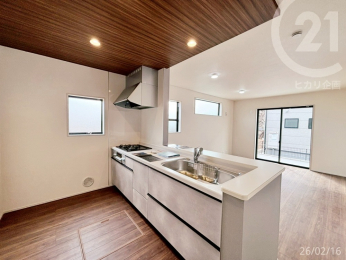  �܉��V��{�_�E�����C�g�d�l�̃f�U�C�����̍����L�b�`���ł��B