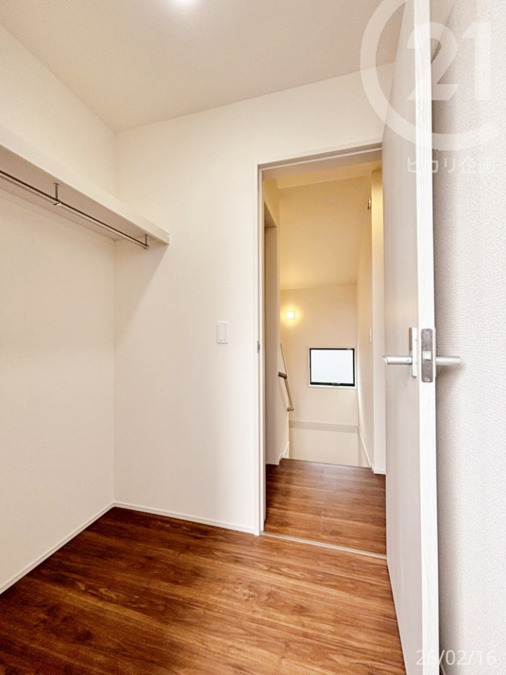  �X�g���[�W���[���^�L������o���R�j�[�܂ł̒ʘH�A���A���[�Ƃ��Ċ���I