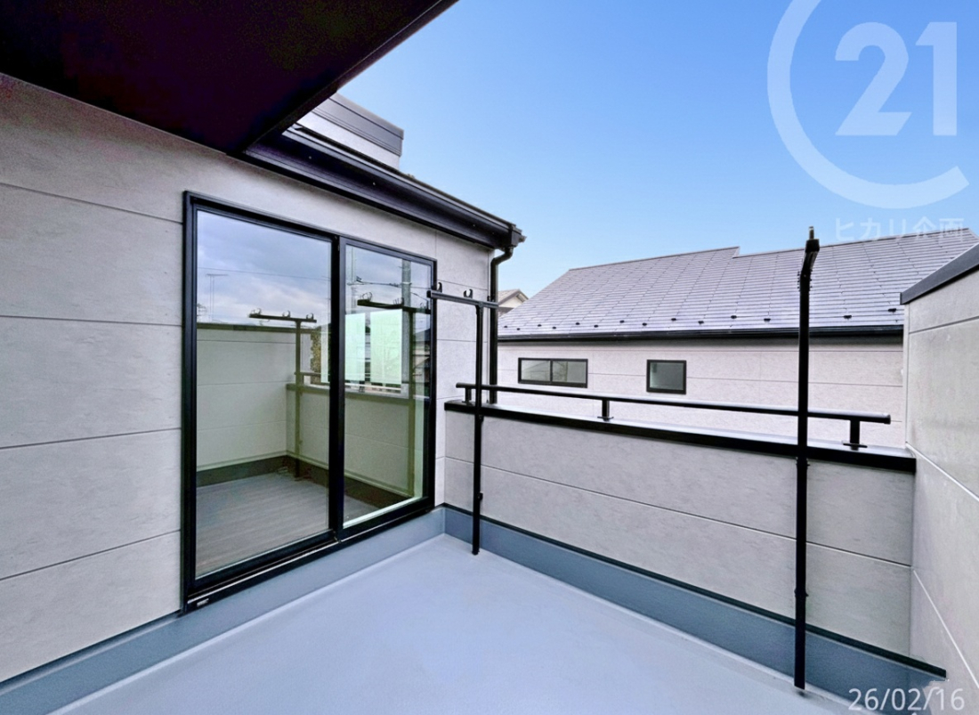  ��E�����ɊJ�����X�N�G�A�o���R�j�[�B�����̗����オ��ǂ͏��������A�ډB���ɂȂ��Ă���Ă��܂��B