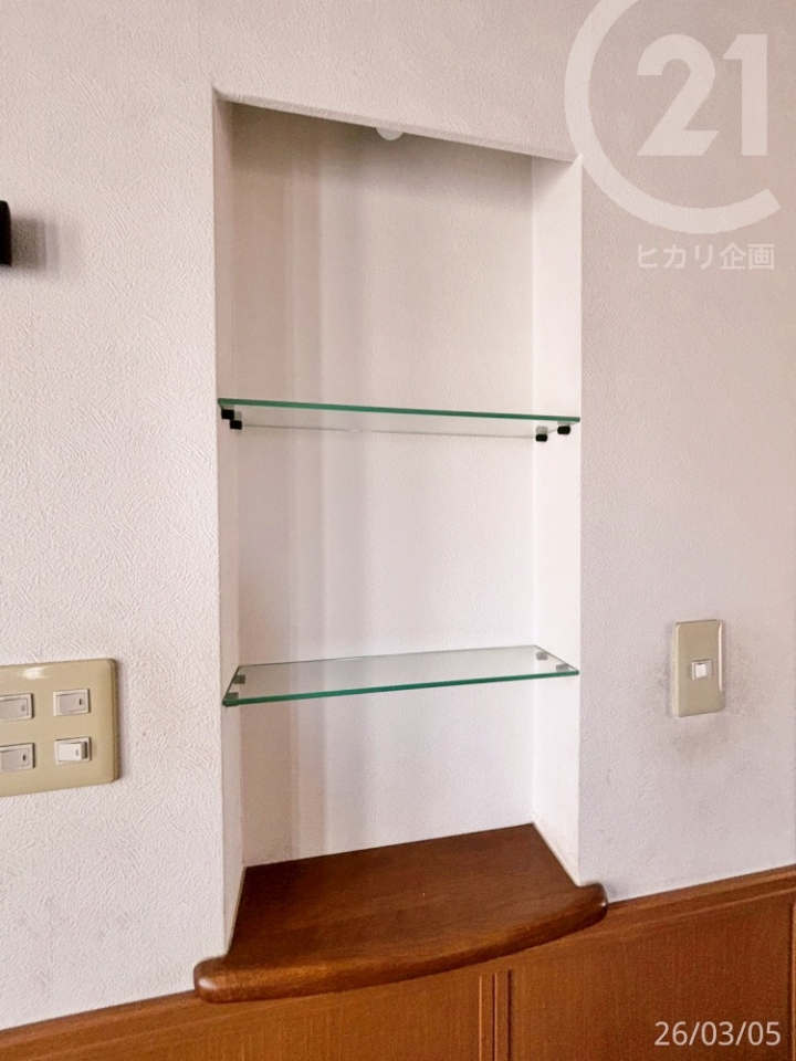  �����ց�������C���e���A���u����X�y�[�X����B