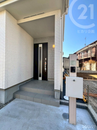  �����ց�