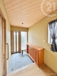  �̌��̂Ƃꂽ���邢���ւł��B