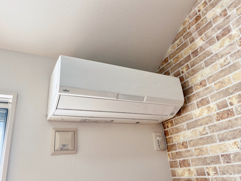  ���m���E8.7�����G�A�R���ݒu�ς�