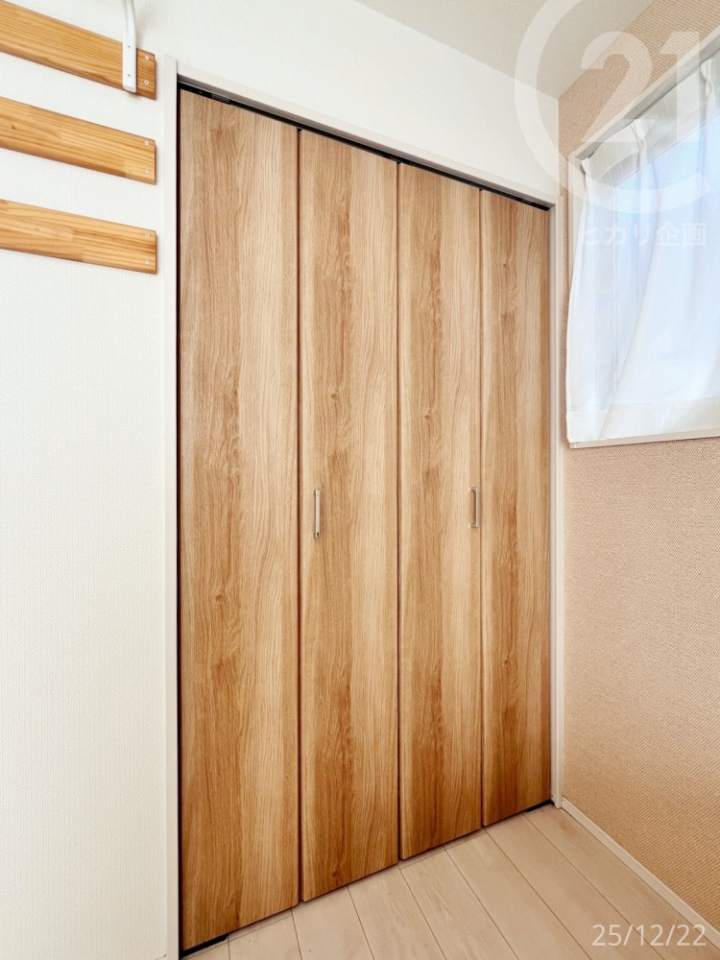  ���m���E5.2�����S���ɕ��E�����E���s���̂�����[�X�y�[�X���m�ۂ��Ă��܂��B