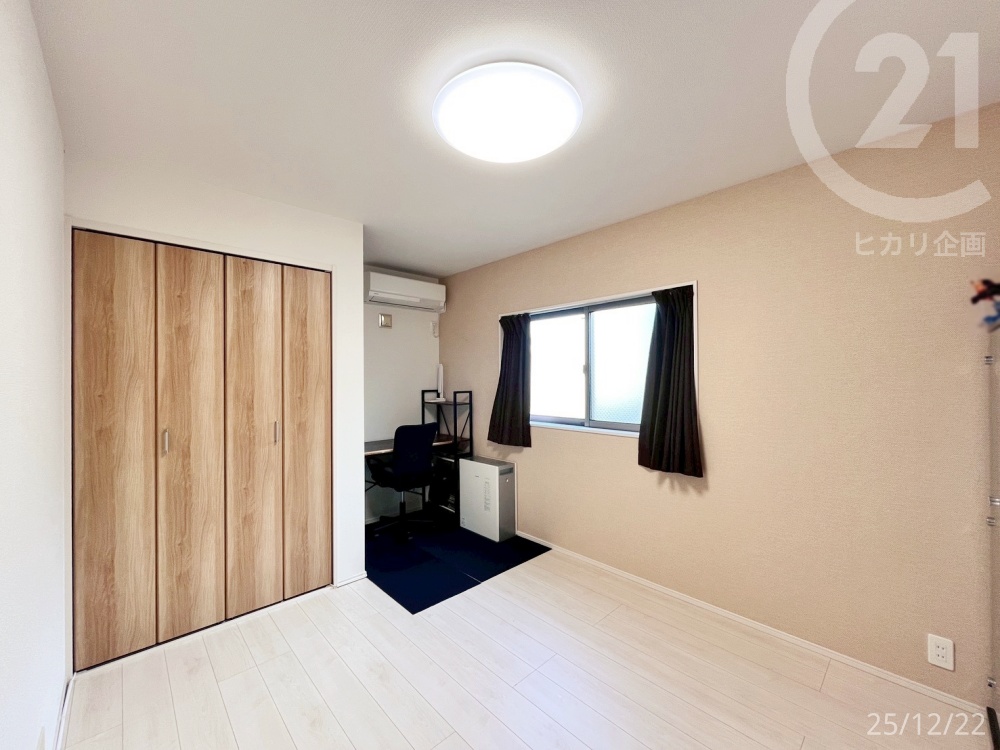  ���m���E6.0���������݂̂���A�N�Z���g�N���X�B