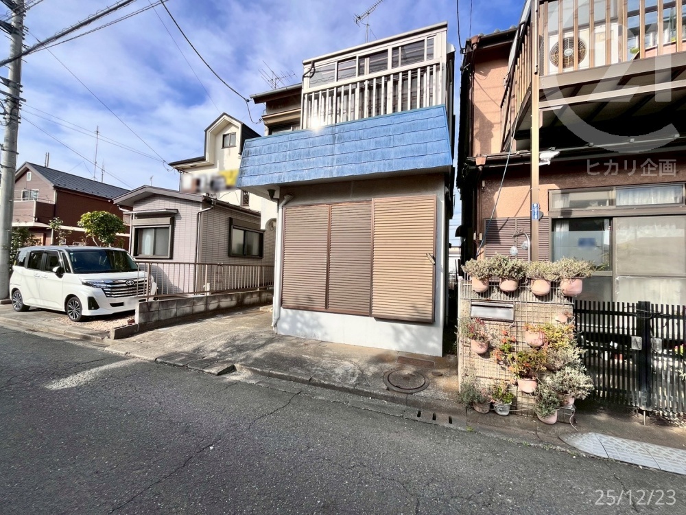  �~�n�͏����߂ł����A���؂����E�e�ϗ�����r�I�������߁A�t�@�~���[�T�C�Y��3LDK�v�����ł����z���\�ł��I