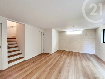  ��LDK�F19�������r���O�C���K�i���̗p�B���R�ƉƑ��̂ӂꂠ����������Ԏ��ł��B