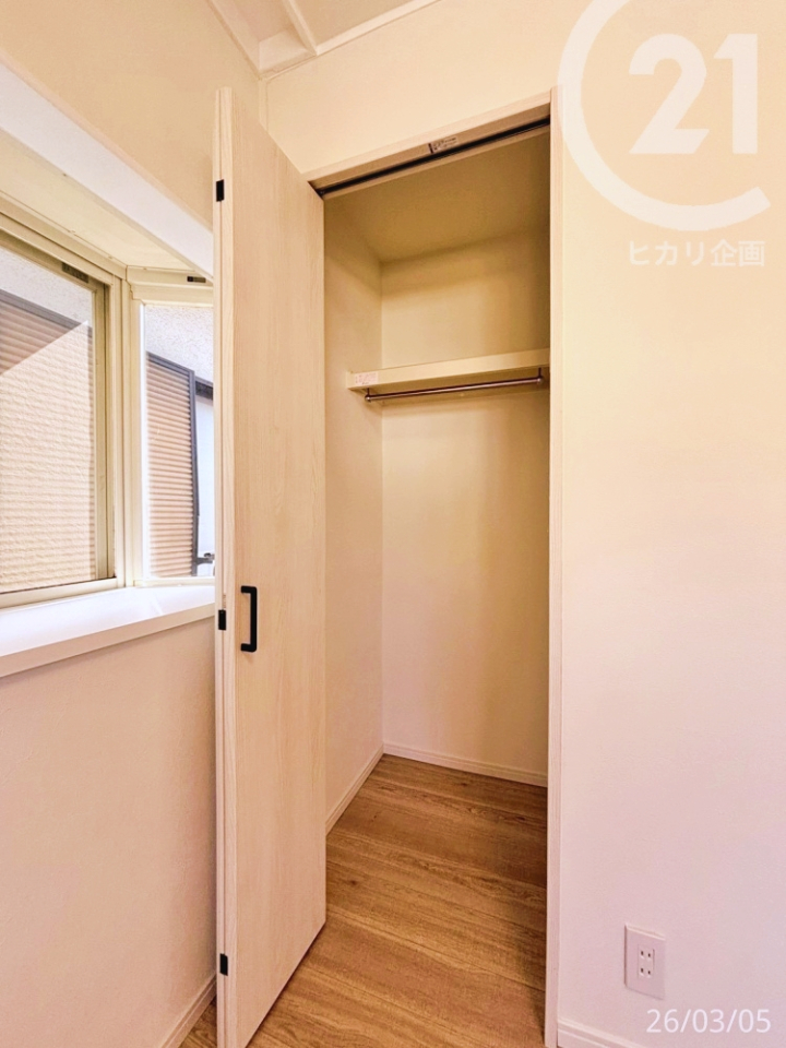  ��2F�E�m��4.5�����N���[�[�b�g������