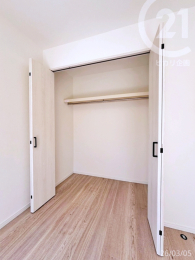  ��2F�E�����m��6�����ߗނ�����������[�ł���N���[�[�b�g�B���������L���g����̂��������|�C���g�ł��B