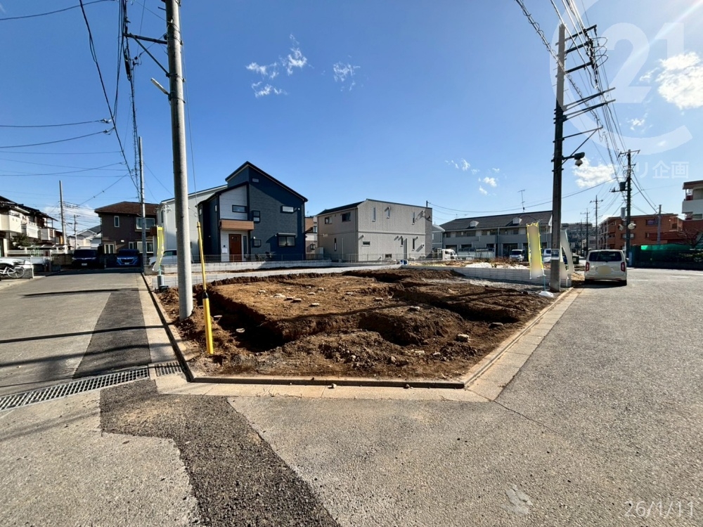  1�����͊J���I�Ȋp�n��1����