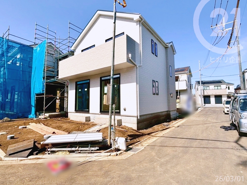 ���n�O�ώʐ^ ��B������4LDK(�{WIC)�~�J�[�X�y�[�X2��I