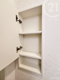  ���PF�g�C�������[�����Ă��ăX�b�L���Еt���܂��B