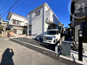  �z���C�g�n�����C���ɁA�V���v���ɂ܂Ƃ߂��O�σf�U�C���B