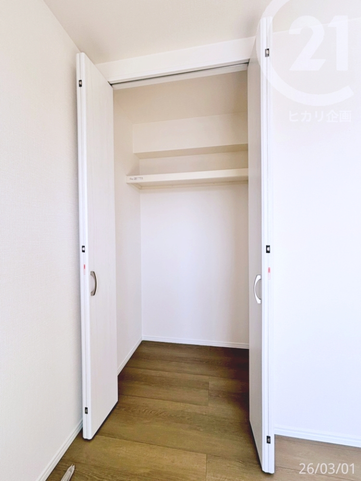  ��2F�F�m��7�����N���[�[�b�g������