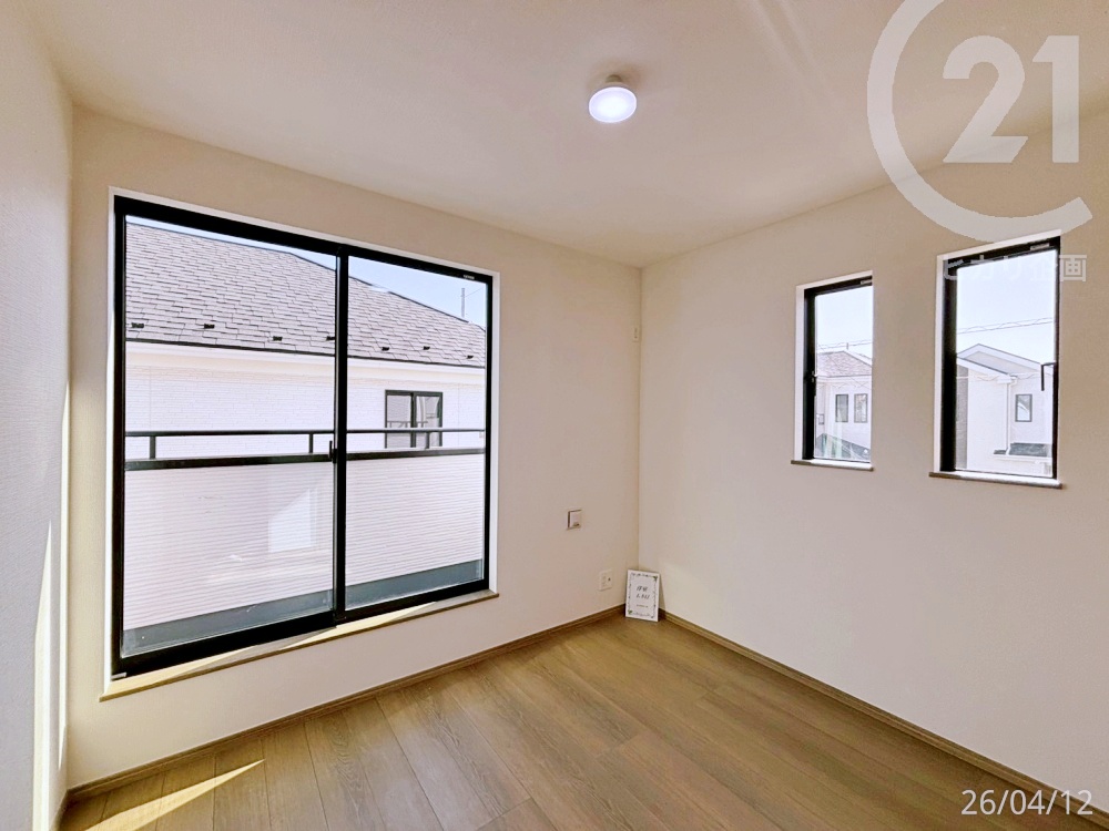  ��2F�F�m��4.84��(�쐼��)��