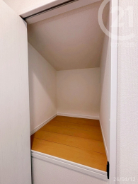  2�K�z�[���ɂ͎��[�X�y�[�X����