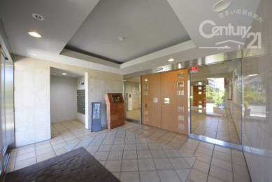  �G���g�����X�@�I�[�g���b�N����