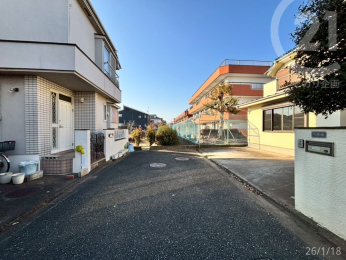  �O�ʓ��H�@����5.01���^�܏��H�ɂȂ��Ă���A�Z�l�ȊO�ɏo���肪�قƂ�ǂȂ������������Z���ł��B