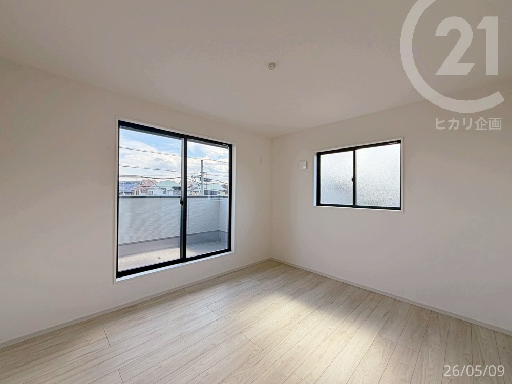 ���m���E10.5�����o���R�j�[�ɖʂ��Ă��܂��B