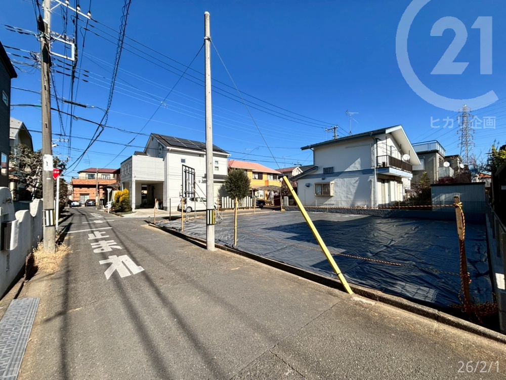  ��������4���E����