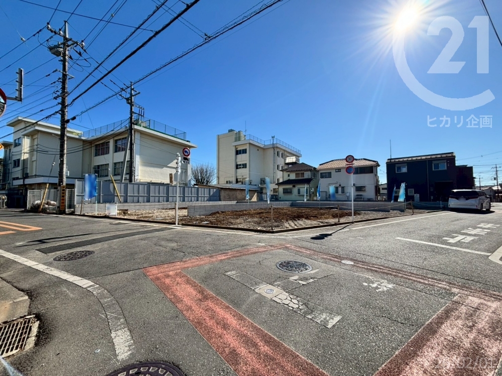 ���n�O�ώʐ^ �����w�Z�������߂��B�J�[�X�y�[�X2�䒓�ԉ\��4LDK�̕��������