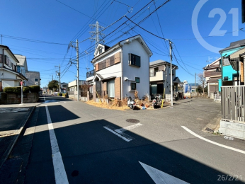  ���Y���n����쑤�֏o����̓��H�B�Ԃł̍s���������₷���������Ƃ����Z��X�̒��̒ʂ蓹�ł��B