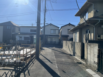  �����F����4��