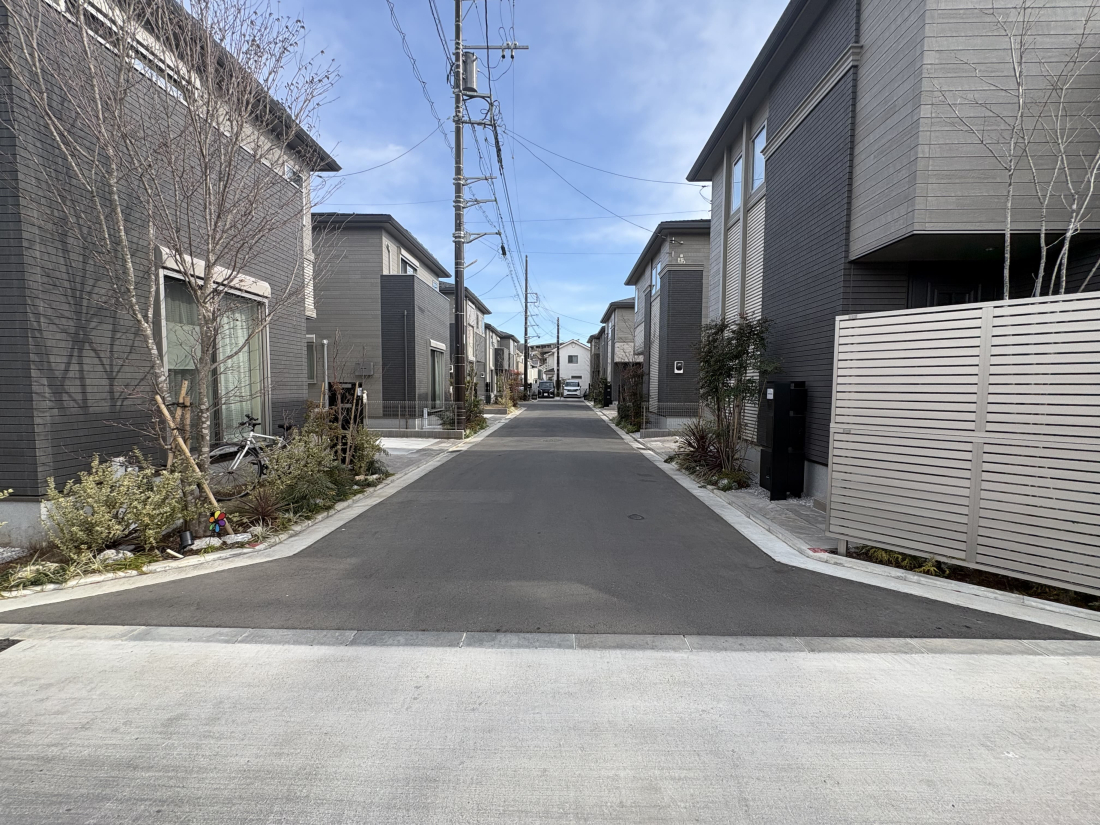  �O�ʓ��H�F�쑤5������